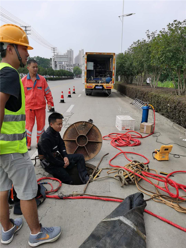 信宜翻衬法管道修复技术主要工序